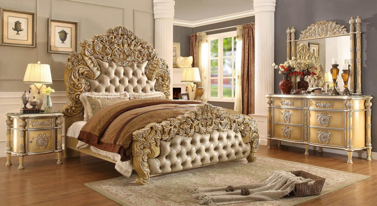 Phong cách phòng ngủ cổ điển với những đường nét chạm khắc hoa văn cổ điển, tạo ấn tượng