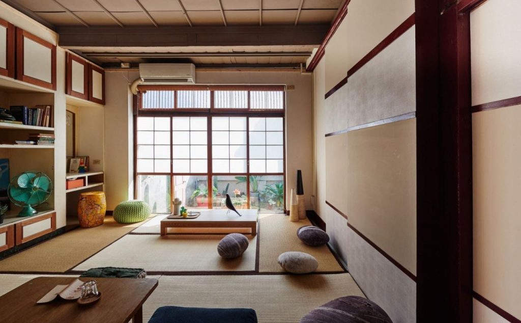 Phòng khách kiểu Nhật trải chiếu tatami