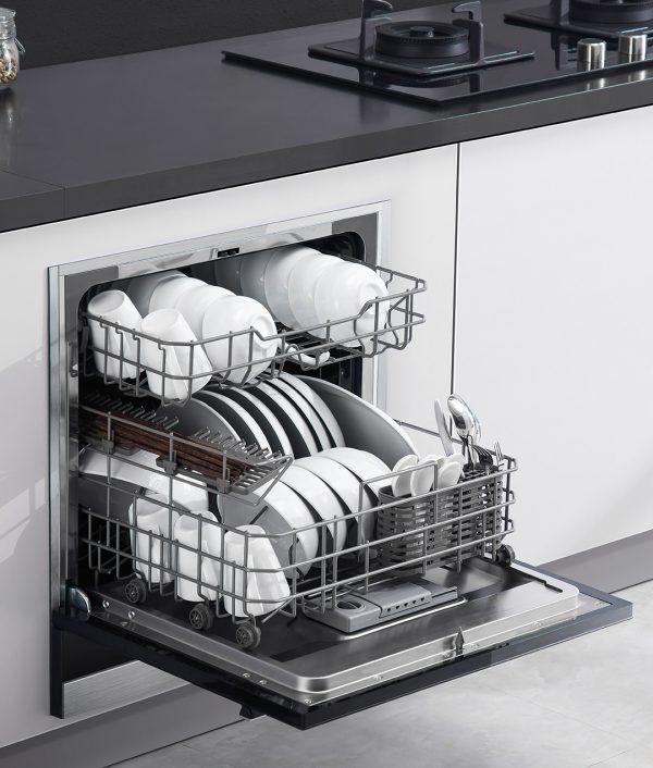 Máy rửa bát tiện lợi cho không gian bếp